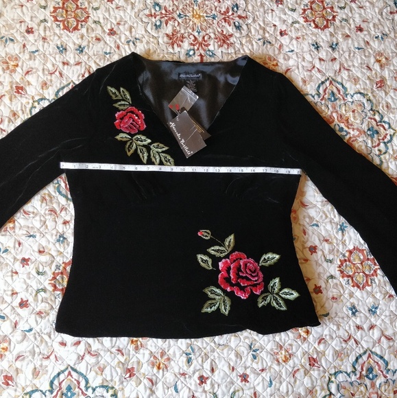 NWT Silk Velvet Blouse - Picture 4 of 8
